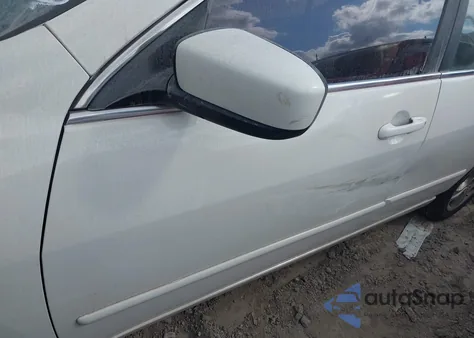 2007 Honda Accord 2.4 Ex из США, поврежденный, VIN 1HGCM56757A063541